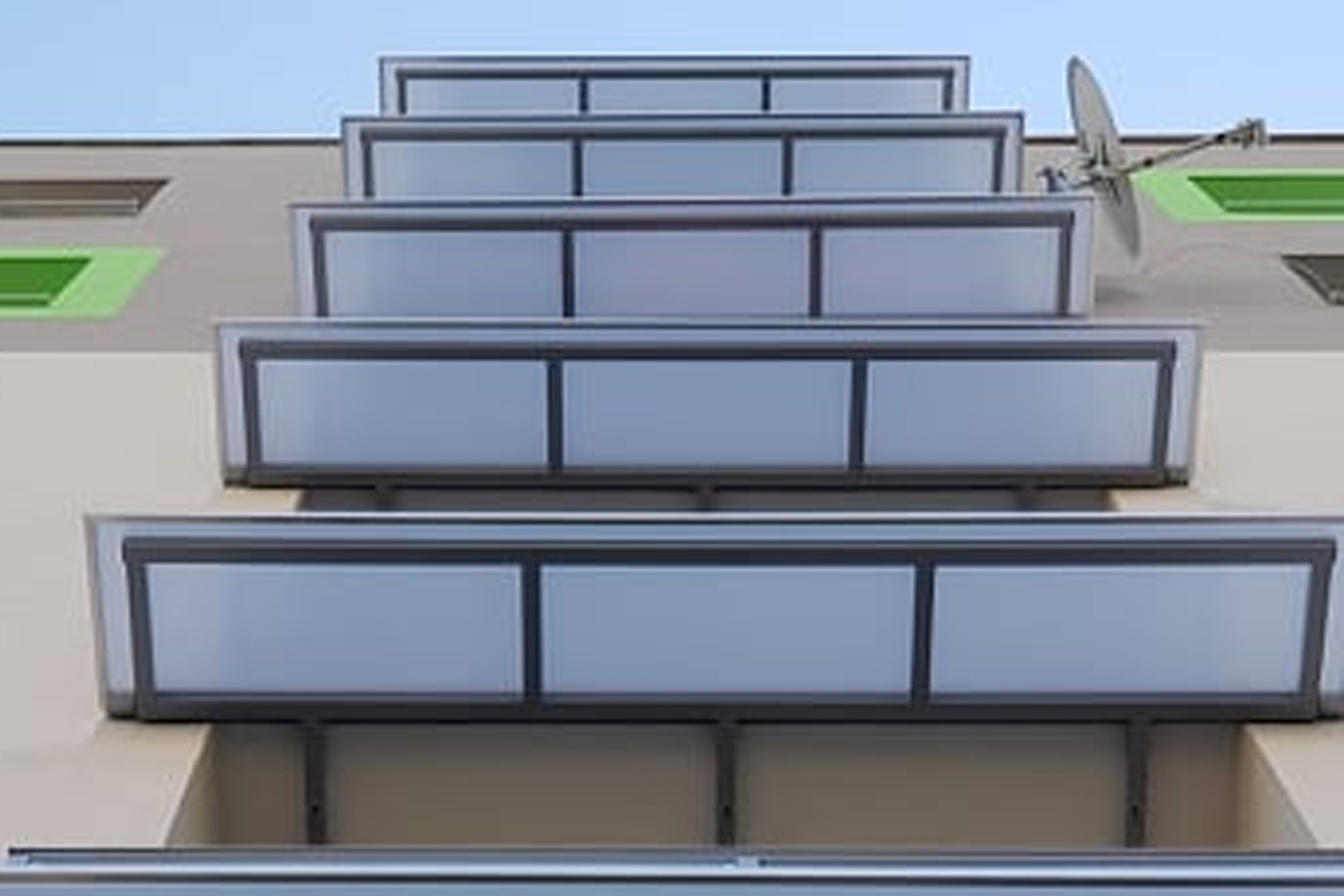 Strieška nad balkónom z hliníkovej konštrukcie